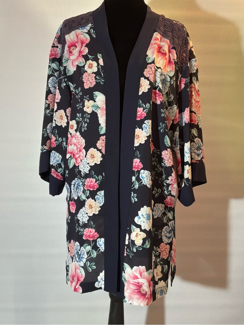 🌙✨ A. Byer Y2K Floral Kimono Cardigan Navy Blue Crochet Lace Open Front